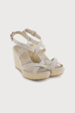 Alpargata de Novia TIRAS CRUZADA LAMÉ PLATA. Cuña Carmenchu MODELO JAVA