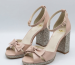 zapatos de novia cómodos con pulsera al tobillo y cierre ajustable